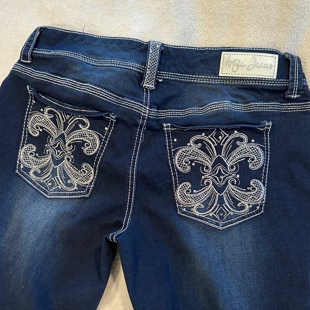 Ariya Navy Boot Cut Jeans with Elegant Stitching